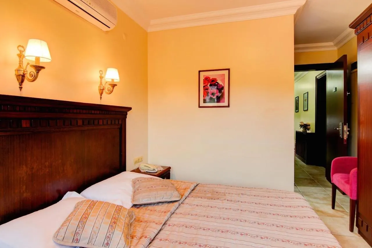 Cunda Alya Hotel By Kispet Hm